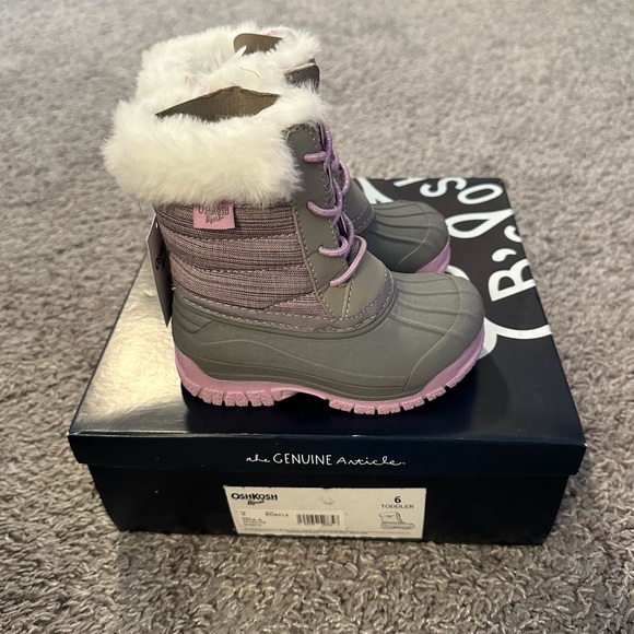 NWT OshKosh Toddler Snow Boots, size 6 - Picture 5 of 5